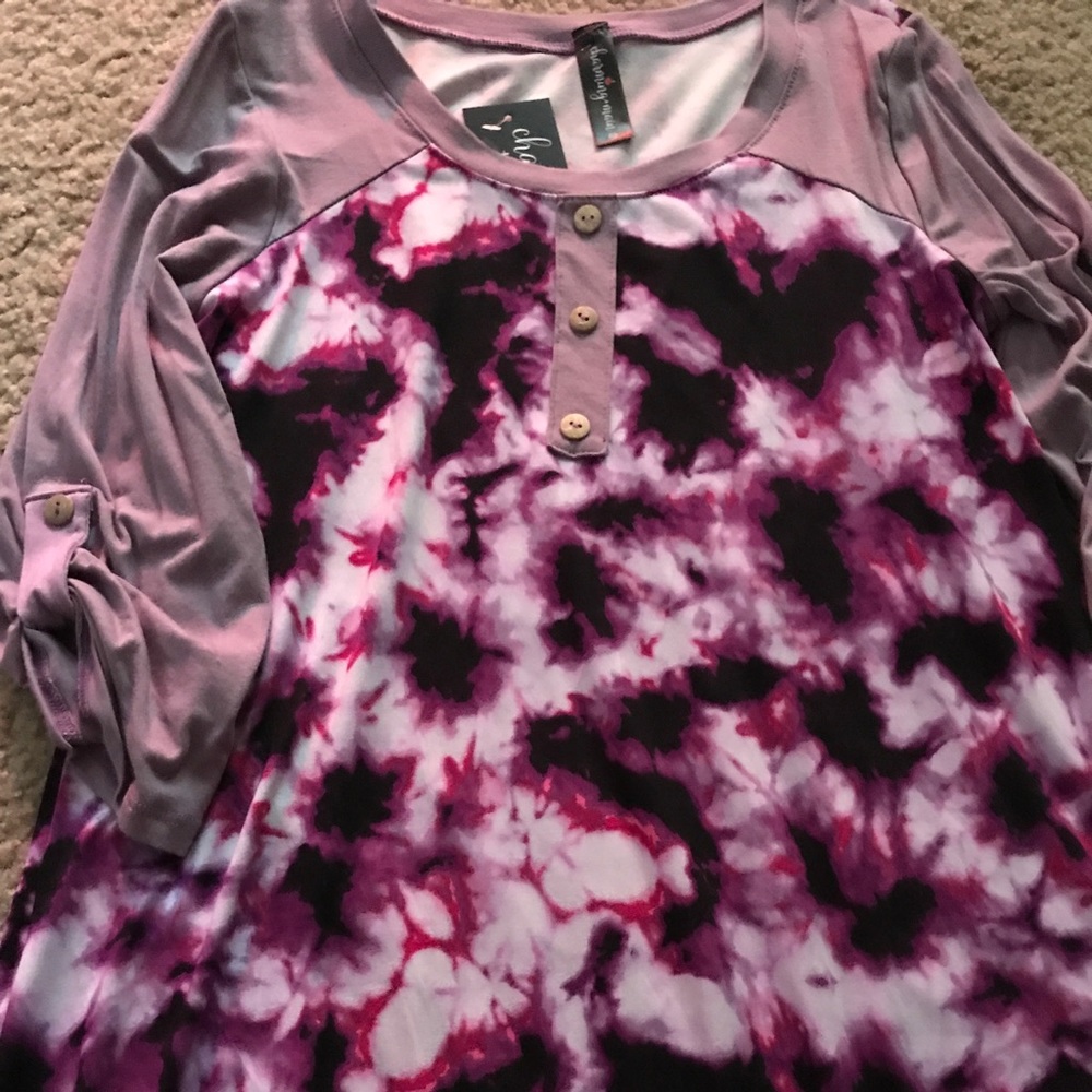 Woman’s xs tie dye top NWT extra small